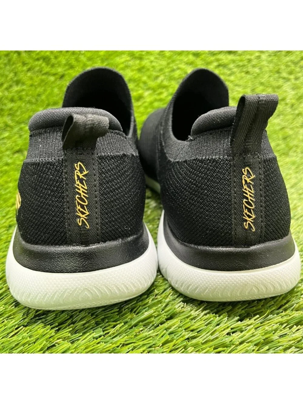 Skechers Womens Size 10D Black White Athletic Walking Slip On Shoes Sneakers_6